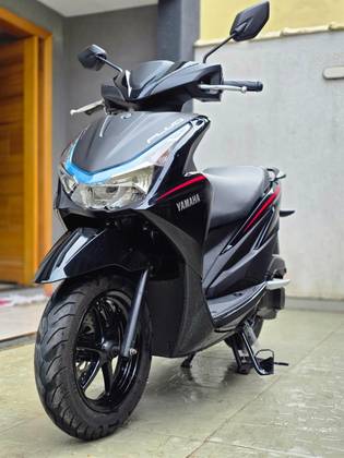 YAMAHA FLUO 125 HYBRID CONNECTED ABS YAMAHA FLUO 125 HYBRID CONNECTED ABS